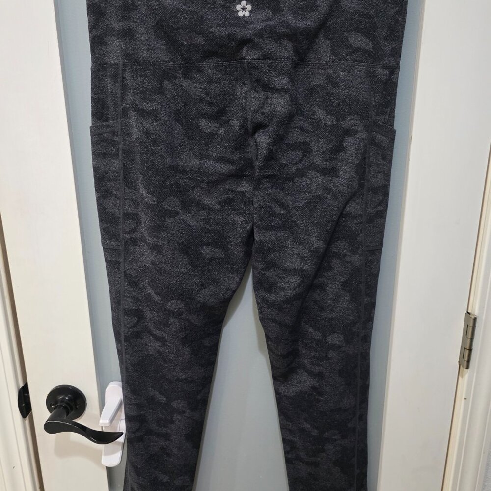 Tuff Athletics Yoga Pants Lot of 3 – Women’s Size XL – Blue, Black, Grey/Black - Picture 16 of 16